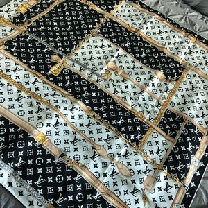 Louis Vuitton Confidential Square Silk Scarf